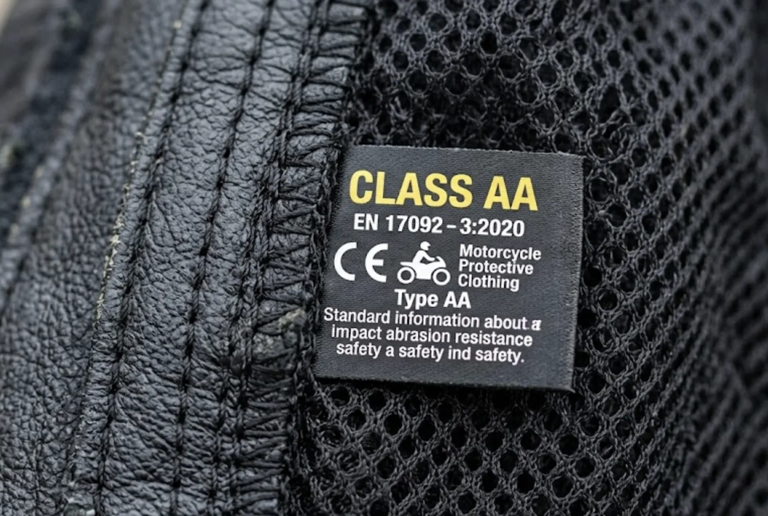 Blouson moto homologué EN 17092 classe AA avec protections D3O